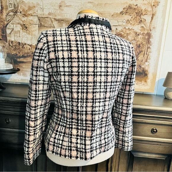Jessica Howard Cropped Pink White & black Blazer size 10P - Picture 2 of 6